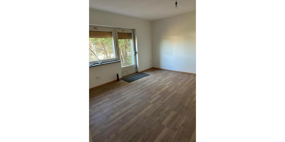 Etagenwohnung Lohra - 5 Zimmer, 145 m&sup2;, 900&euro; | Angebot:26293240