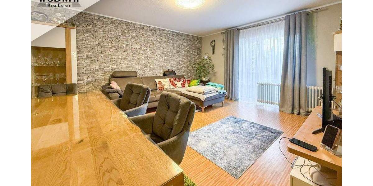 FAMILIENFREUNDLICH: Erdgeschosswohnung mit Terrasse in Wiesental 3 zimmer