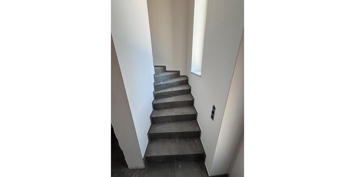 Dachgeschoßwohnung Edewecht - 3 Zimmer, 77 m&sup2;, 890&euro; | Angebot:26399688