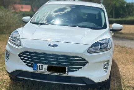 Ford Kuga 49.000 km 22.900 &euro; Weinheim 69469