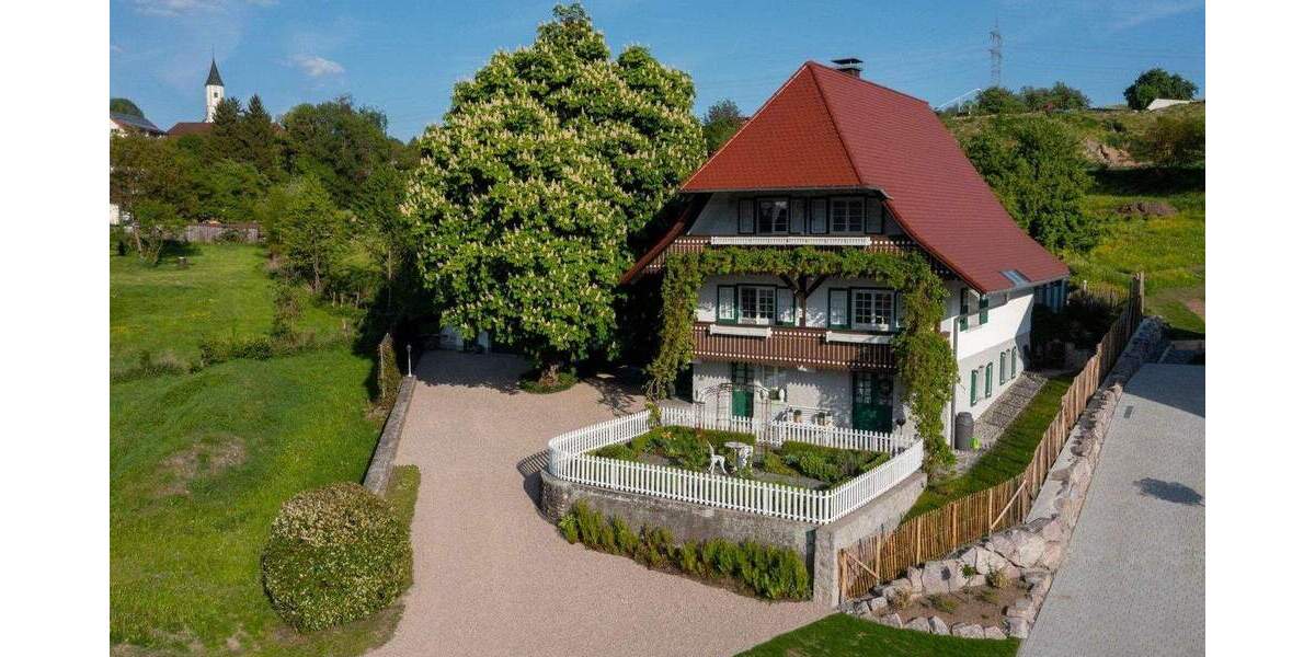 Einfamilienhaus Stühlingen Bettmaringen - 8 Zimmer, 220 m&sup2;, 1.150.000&euro; | Angebot:25718871