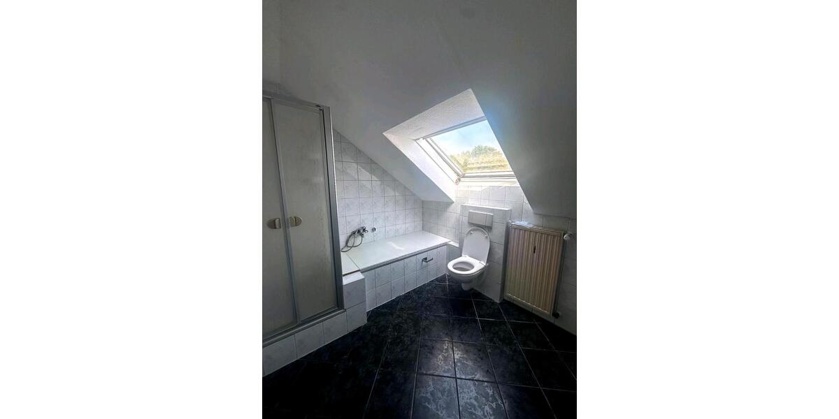 Dachgeschoßwohnung Sassenberg - 3 Zimmer, 75 m&sup2;, 675&euro; | Angebot:24837943