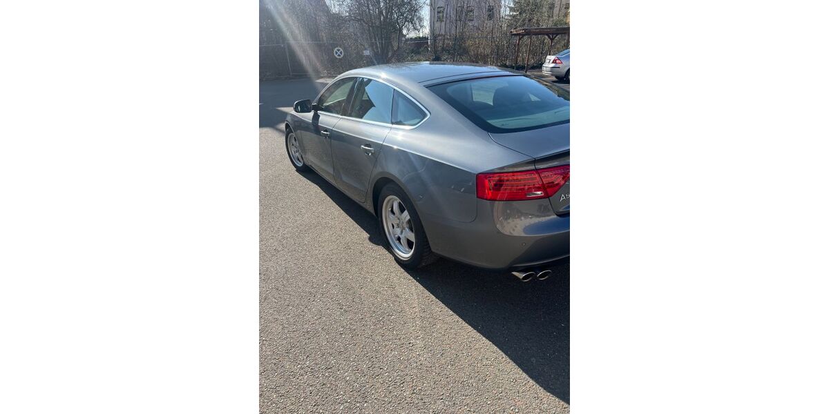 Audi A5 247.000 km 9.900 &euro; Neukirchen 08459