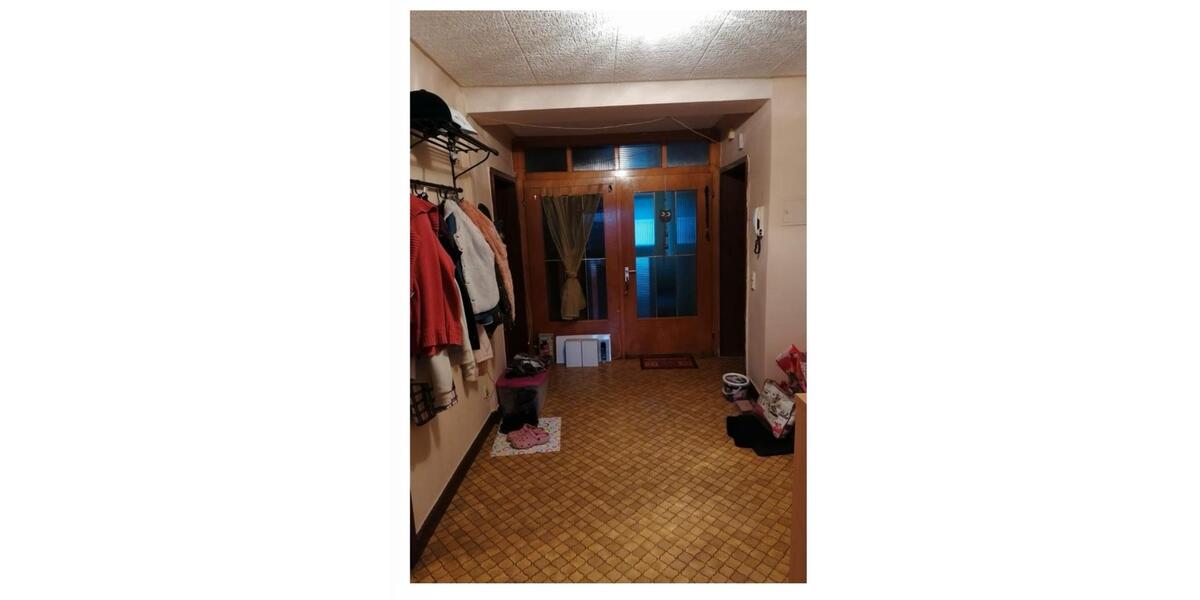 Etagenwohnung Ottweiler - 3 Zimmer, 90 m&sup2;, 690&euro; | Angebot:26358499