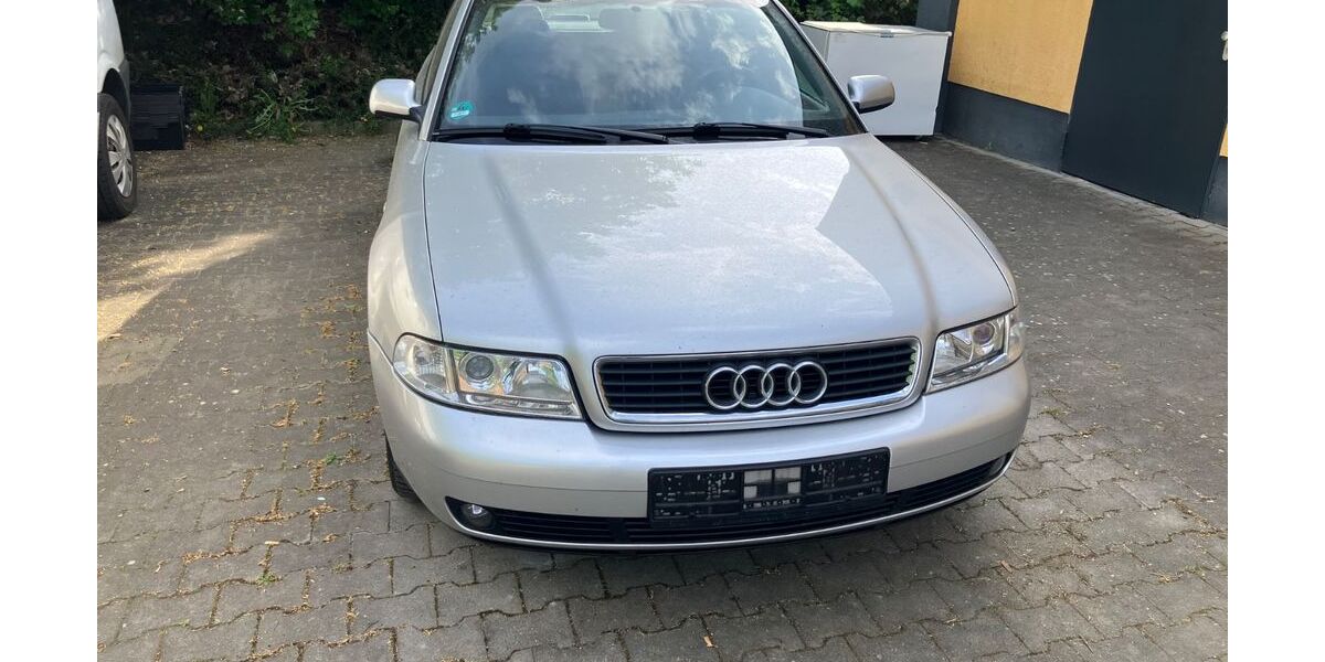 Audi A4 187.000 km 800 &euro; Berlin 12099
