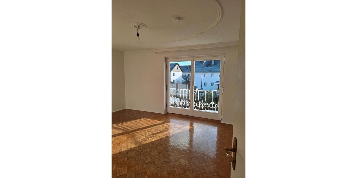 Einfamilienhaus Baar-Ebenhausen Ebenhausen - 5 Zimmer, 150 m&sup2;, 1.700&euro; | Angebot:24832217