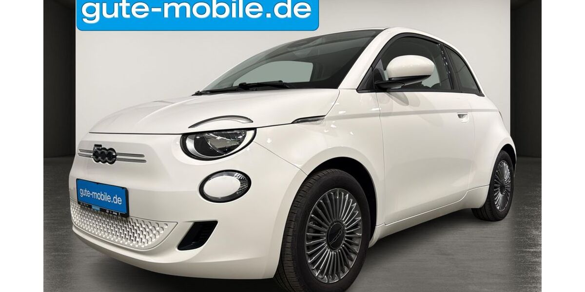 Fiat 500e 4.600 km 17.990 &euro; Reutlingen 72762