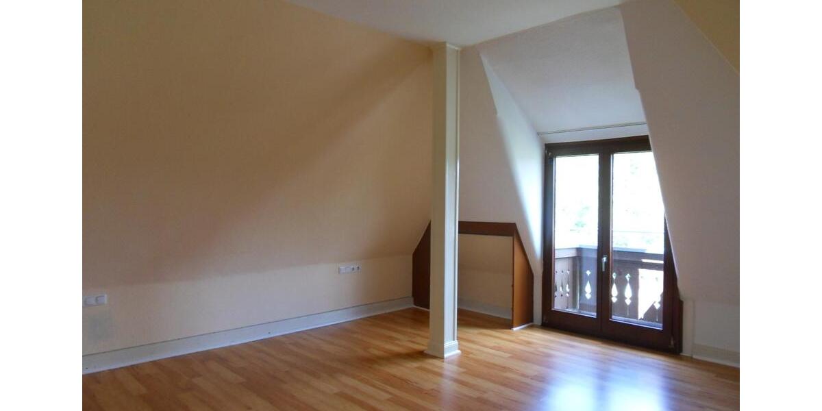 Etagenwohnung Bad Pyrmont - 3 Zimmer, 142 m&sup2;, 1.032&euro; | Angebot:23565405