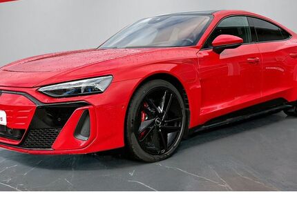 Audi e-tron GT 4.332 km 97.990 &euro; Lohr am Main 97816