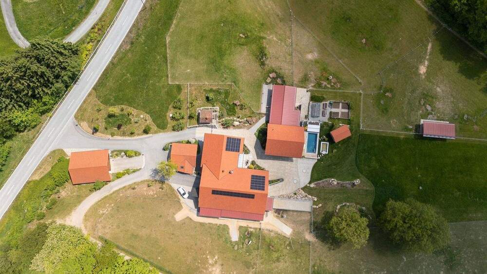 Exklusiver Bauernhof - Hofstelle in Alleinlage für Pferde- oder sonstige Tierhaltung 7 zimmer