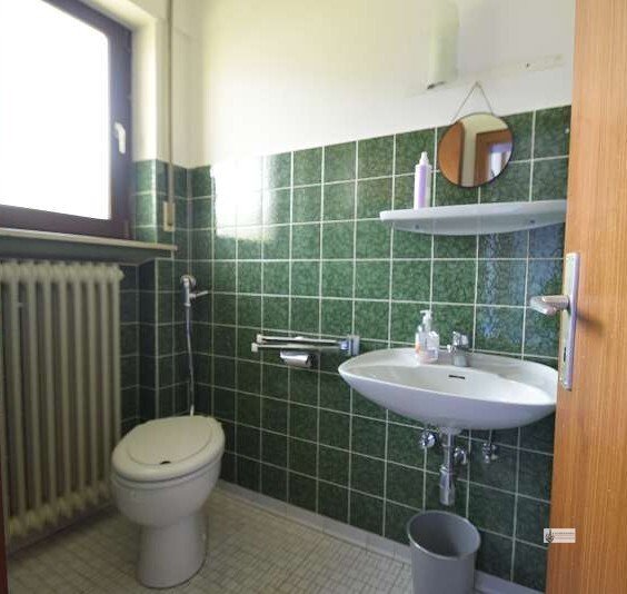 Großes Einfamilienhaus mitten im Zentrum von Kirchweyhe mit großem Garten und Garage - Einfamilienhaus Weyhe | Angebot:26232565