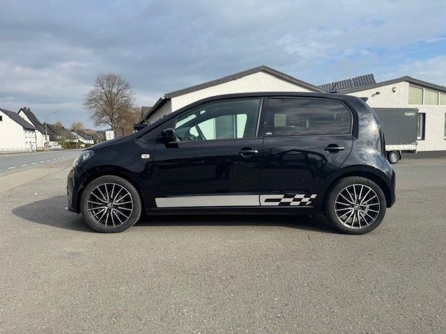 Skoda Citigo 88.000 km 5.990 &euro; Eslohe 59889