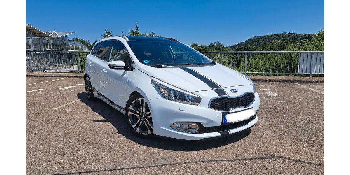 Kia ceed Sportswagon 148.700 km 8.499 &euro; Weilheim 79809