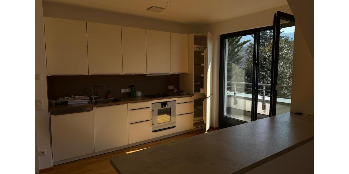 Dachgeschoßwohnung Heidelberg Neuenheim - 2 Zimmer, 75 m&sup2;, 1.875&euro; | Angebot:25881367