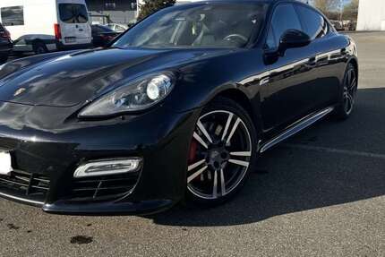 Porsche Panamera 128.900 km 29.900 &euro; Ulm 89079