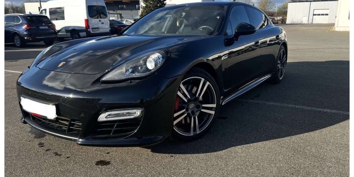 Porsche Panamera 128.900 km 29.900 &euro; Ulm 89079