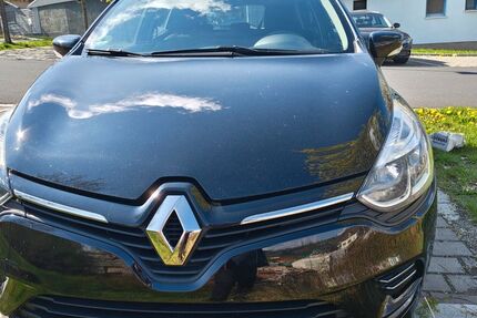 Renault Clio 85.000 km 8.600 &euro; Pressig 96332