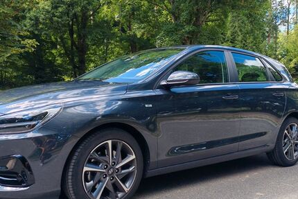Hyundai i30 29.000 km 17.599 &euro; Roding 93426