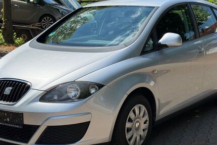 Seat Altea 163.000 km 3.995 &euro; Rüsselsheim 65428