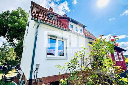 Kernsaniertes Einfamilienhaus mit Doppelgarage, großem Garten und Home-Office-Oase - Haus Schwalmstadt | Angebot:27053931