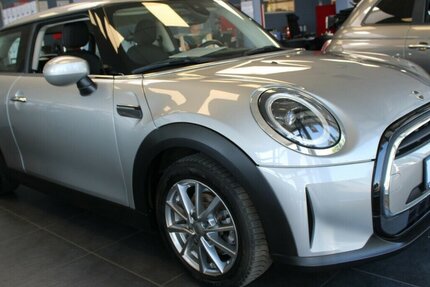 Mini Cooper Essential Trim - 8-Fach - 50.289 km 16.980 &euro; Euskirchen 53881