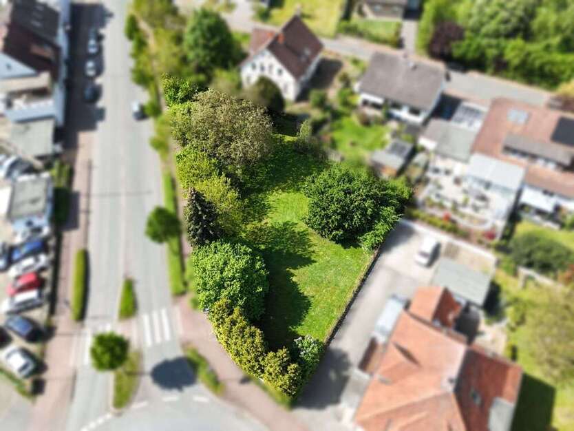 Grundstück zu verkaufen in Löhne 99.000 € 1044 m²