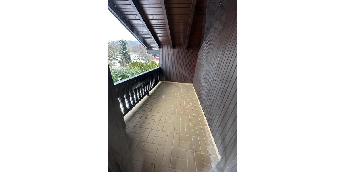 Einfamilienhaus Solms - 6 Zimmer, 196 m&sup2;, 1.200&euro; | Angebot:25444051