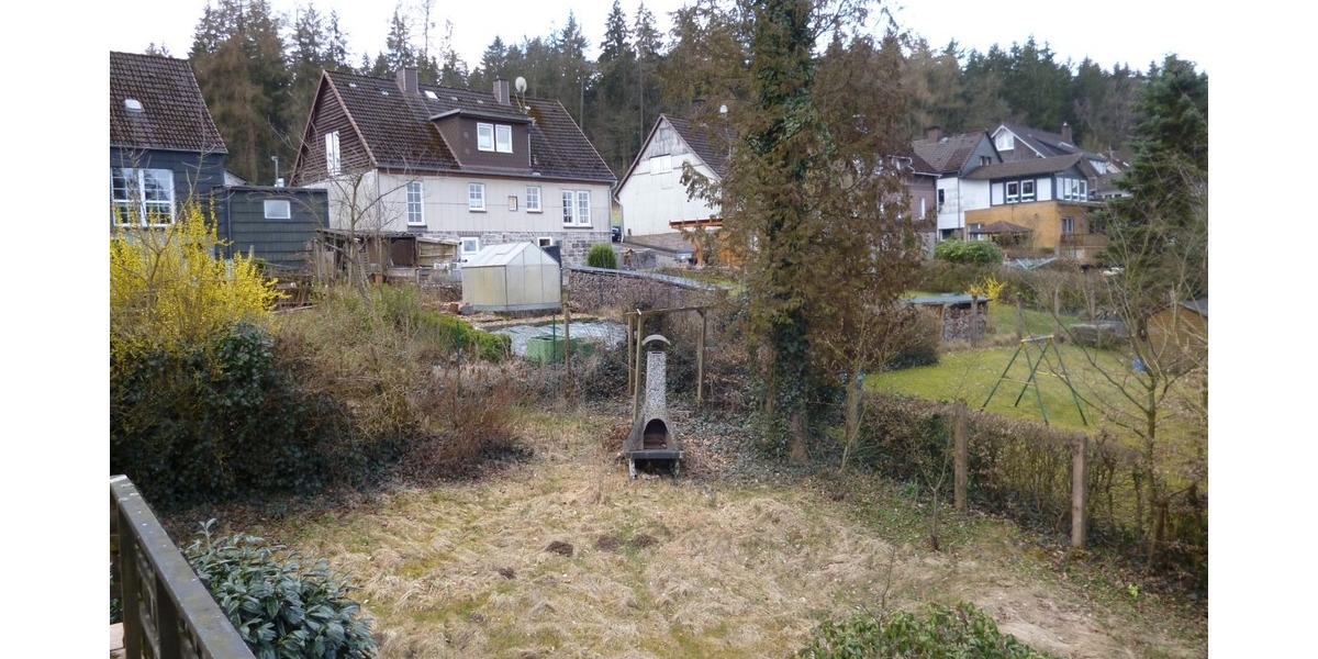 Wohnhaus mit Garage und Garten im Hochsolling - Einfamilienhaus Holzminden | Angebot:26001740