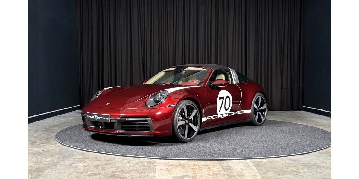Porsche 992 4.160 km 202.911 &euro; Siek 22962
