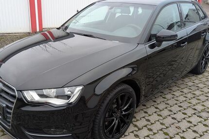 Audi A3 244.000 km 8.990 &euro; Völklingen 66333
