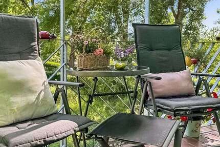 Wohnung zum Kaufen in Eisfeld 71.700 € 50.19 m² 2 zimmer