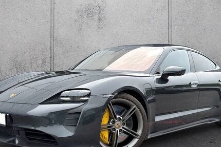 Porsche Taycan 79.751 km 81.490 &euro; Recklinghausen 45665
