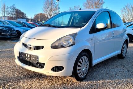 Toyota Aygo (X) 184.236 km 2.280 &euro; Zwickau 08056