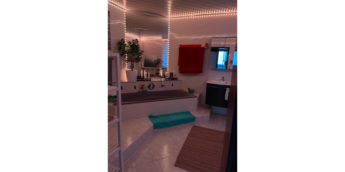 Bauernhaus, Landhaus Bad Langensalza - 10 Zimmer, 400 m&sup2;, 475.000&euro; | Angebot:26325694