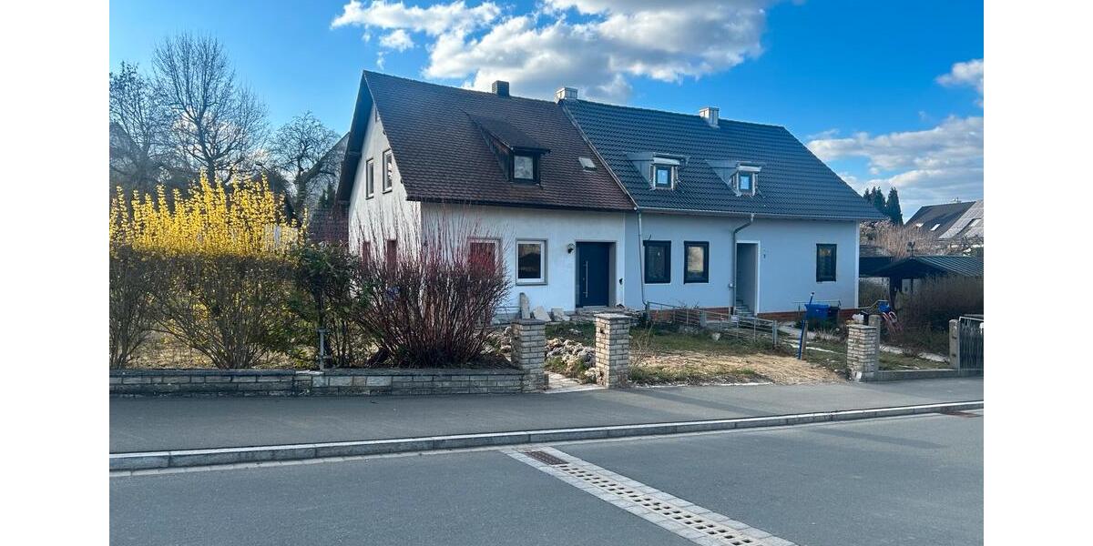 Doppelhaushälfte Kelheim - 320.000&euro; | Angebot:26797438