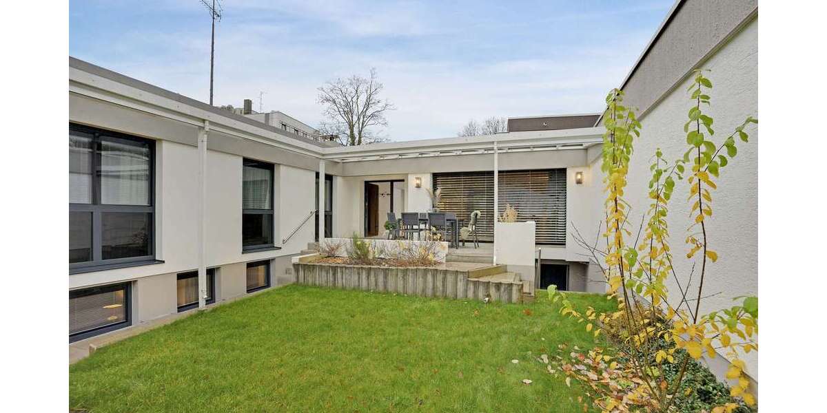 Haus zum Kaufen in Ottobrunn 2.199.000 € 241 m² 6 zimmer