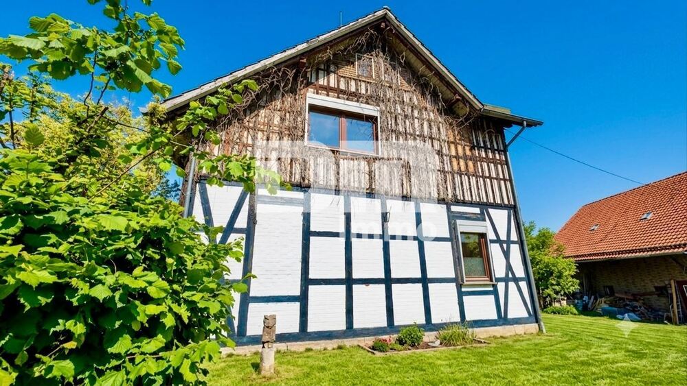 Charmantes EinfamilienhausResthof mit viel Platz, modernisierter Technik und idyllischem Garten - Einfamilienhaus Bad Gandersheim | Angebot:27207915