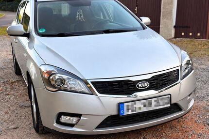 Kia ceed / Ceed 176.900 km 5.000 &euro; Oederan 09569