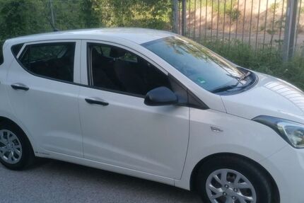 Hyundai i10 129.700 km 5.295 &euro; Moers 47445