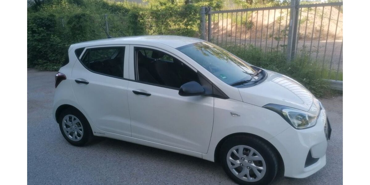 Hyundai i10 129.700 km 5.295 &euro; Moers 47445