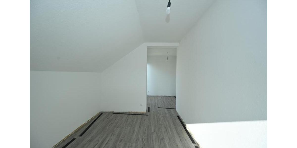 Doppelhaushälfte Deining - 5 Zimmer, 141 m&sup2;, 1.490&euro; | Angebot:25234848