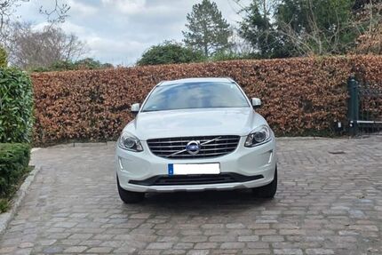 Volvo XC60 165.000 km 14.500 &euro; Wedel 22880