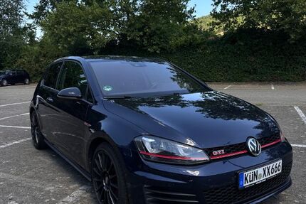 VW Golf 164.000 km 11.500 &euro; Künzelsau 74653
