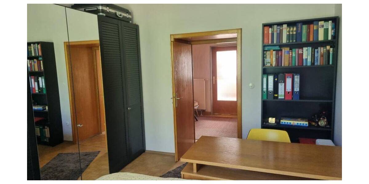 Mehrfamilienhaus, Wohnhaus Creußen - 2 Zimmer, 300 m&sup2;, 169.000&euro; | Angebot:26902409