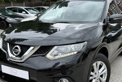 Nissan X-Trail 141.000 km 9.599 &euro; Frankfurt am Main 60386