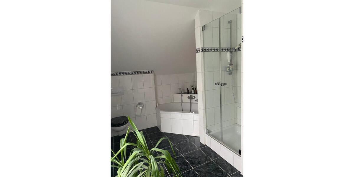 Etagenwohnung Bockhorn - 3 Zimmer, 85 m&sup2;, 429.000&euro; | Angebot:23498751
