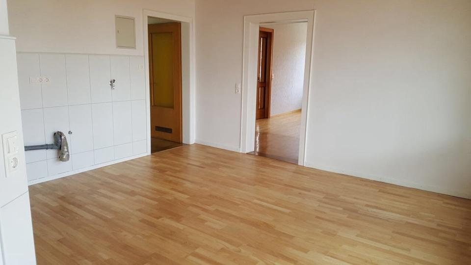 Mehrfamilienhaus, Wohnhaus Dassel - 8 Zimmer, 235 m&sup2;, 220.000&euro; | Angebot:27025388