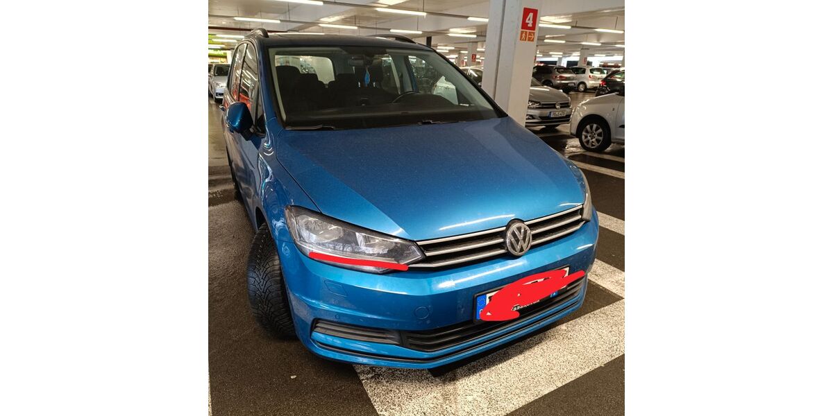 VW Touran 124.000 km 21.000 &euro; Paderborn 33100