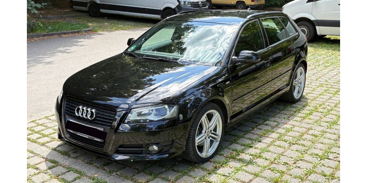 Audi A3 201.600 km 7.499 &euro; München 80689