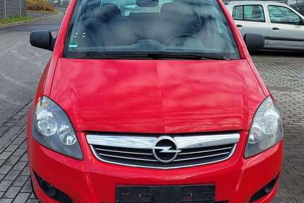 Opel Zafira 208.000 km 2.700 &euro; Sailauf 63877